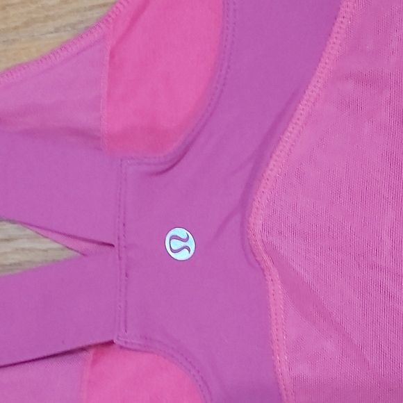 Lululemon pink workout top - Picture 3 of 3